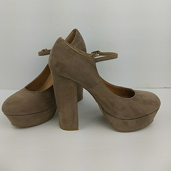 Forever 21 Tan Suede Platform Heels Size 8 - Picture 2 of 8